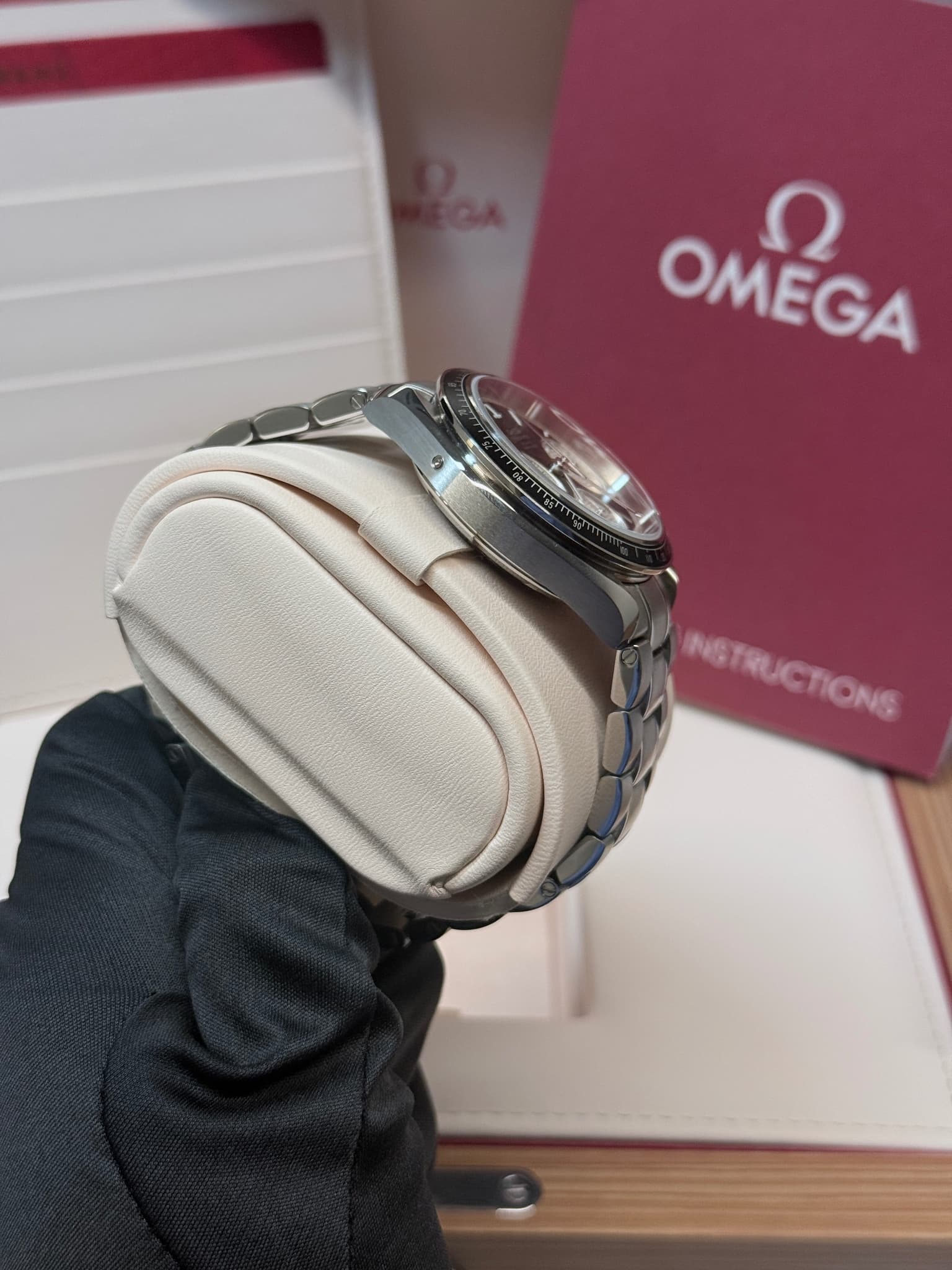 Omega Speedmaster (Non-Moonwatch) (Ref. 326.30.40.50.01.002) — foto 3